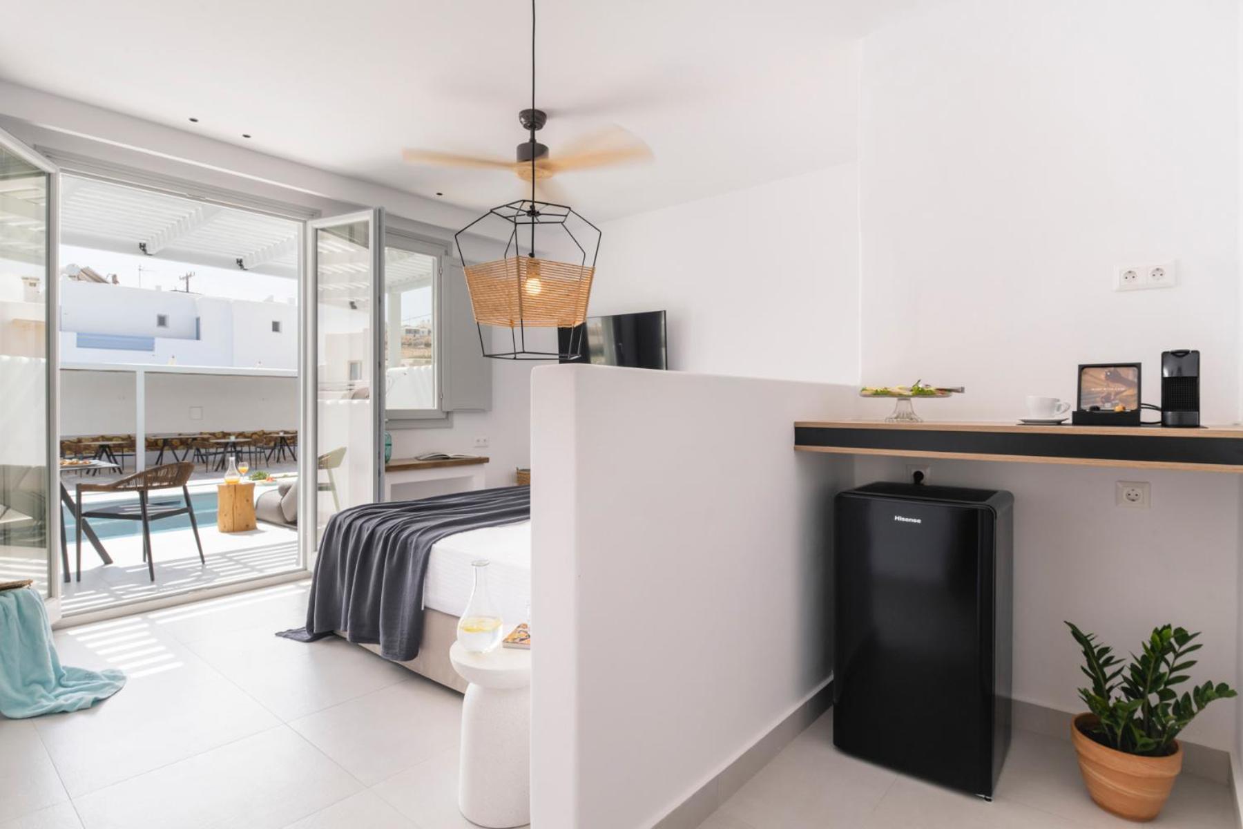 Quartano Suites By Heliessa, Adults Only Науса Екстер'єр фото