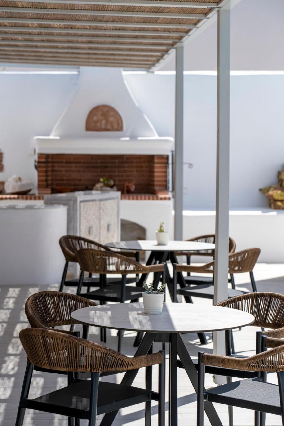 Quartano Suites By Heliessa, Adults Only Науса Екстер'єр фото