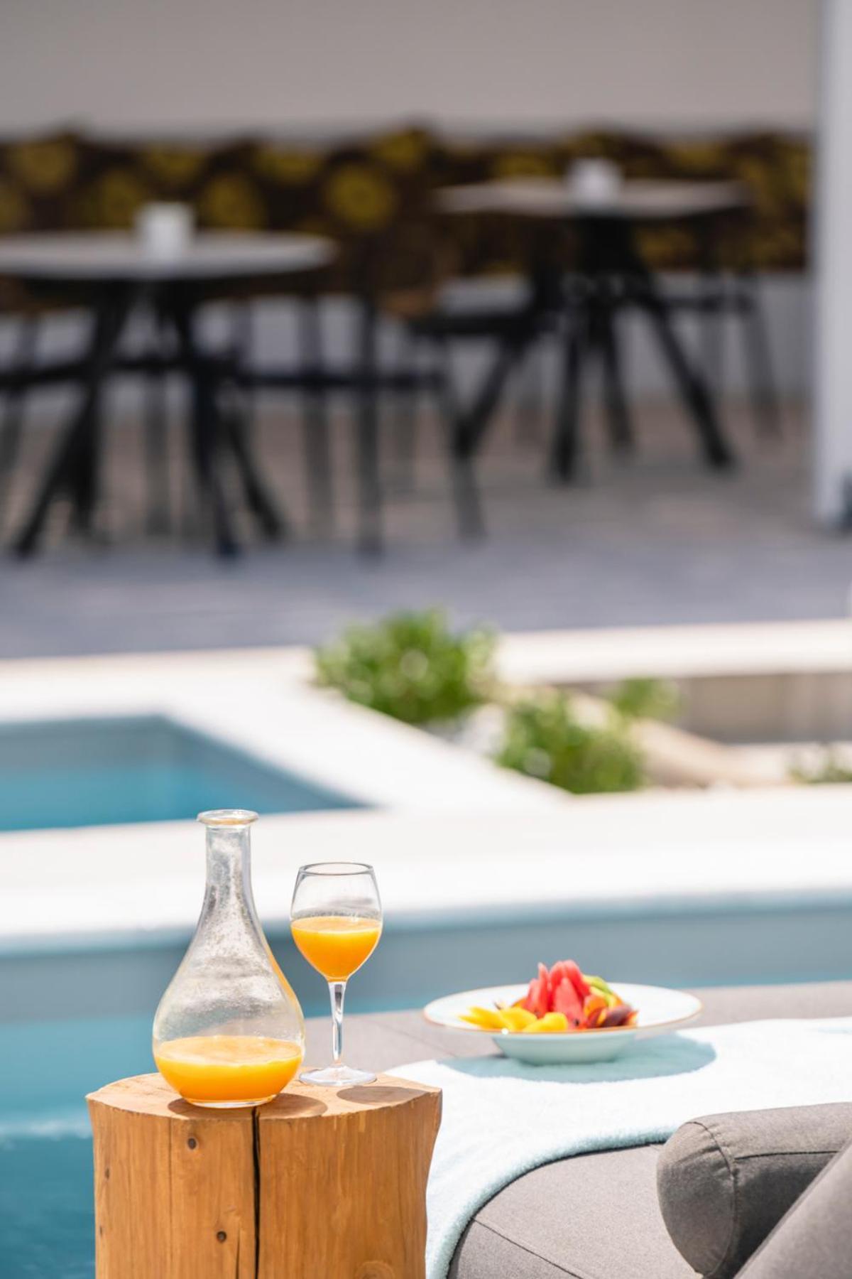 Quartano Suites By Heliessa, Adults Only Науса Екстер'єр фото